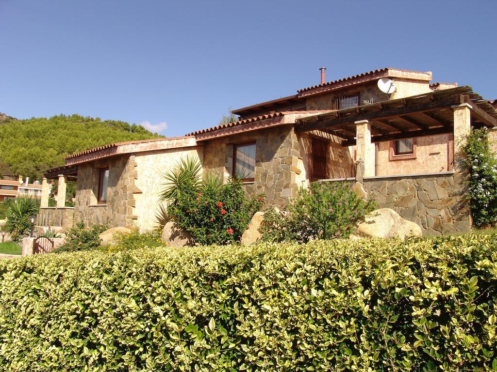 Le Residenze Di Porto Corallo Villa Villaputzu Exterior photo